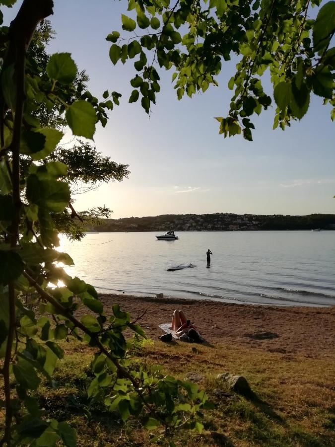 Apartment Sun & Sea Крк Экстерьер фото