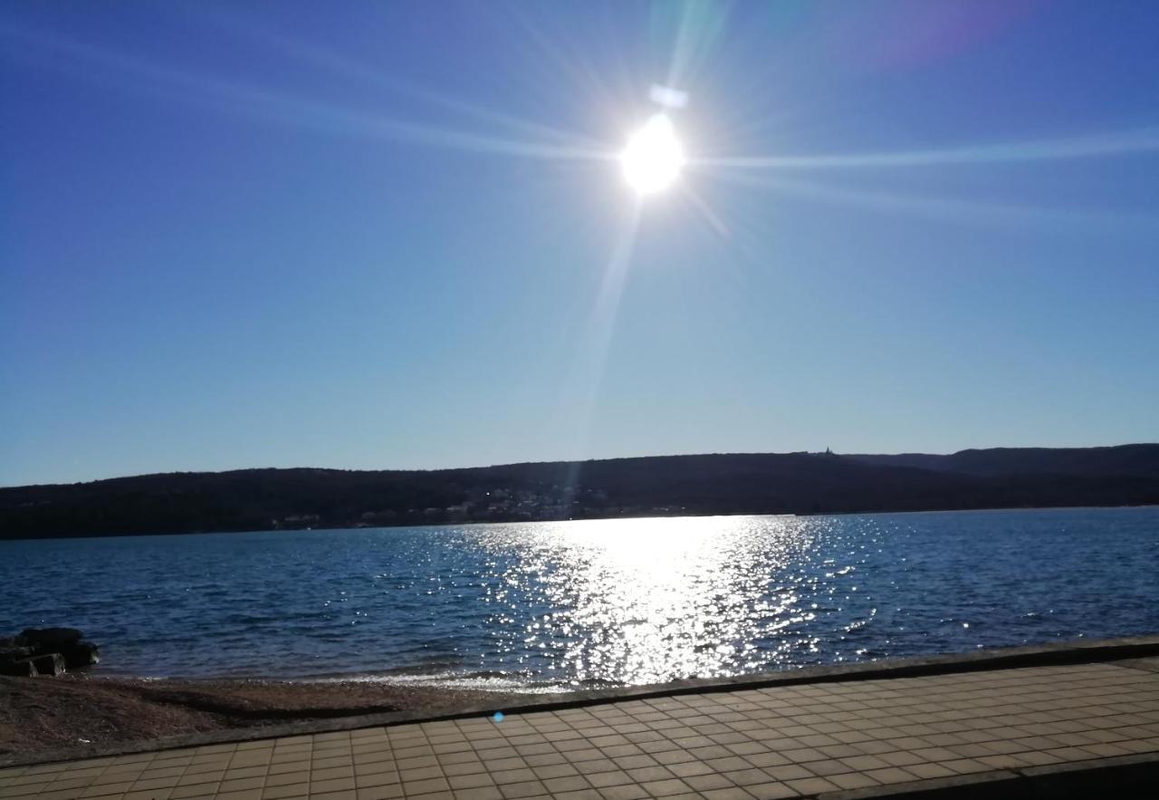 Apartment Sun & Sea Крк Экстерьер фото